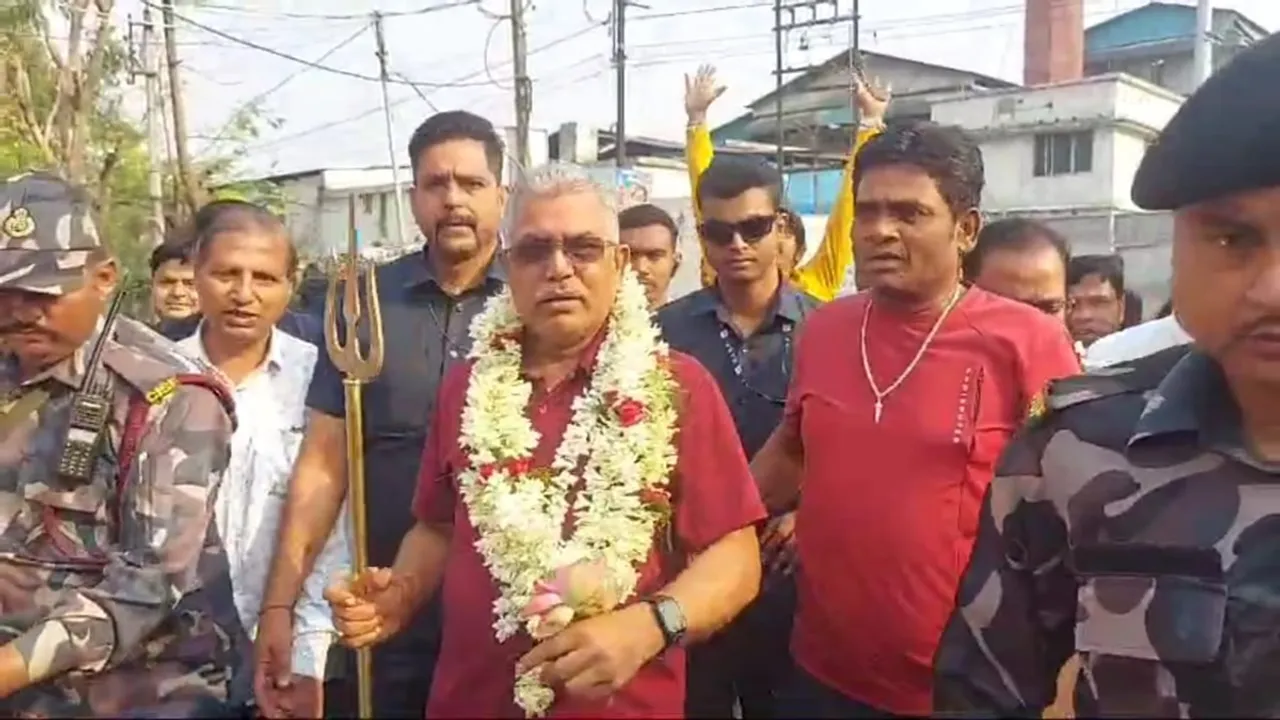 BJP candidate Dilip Ghosh campaigning with trident