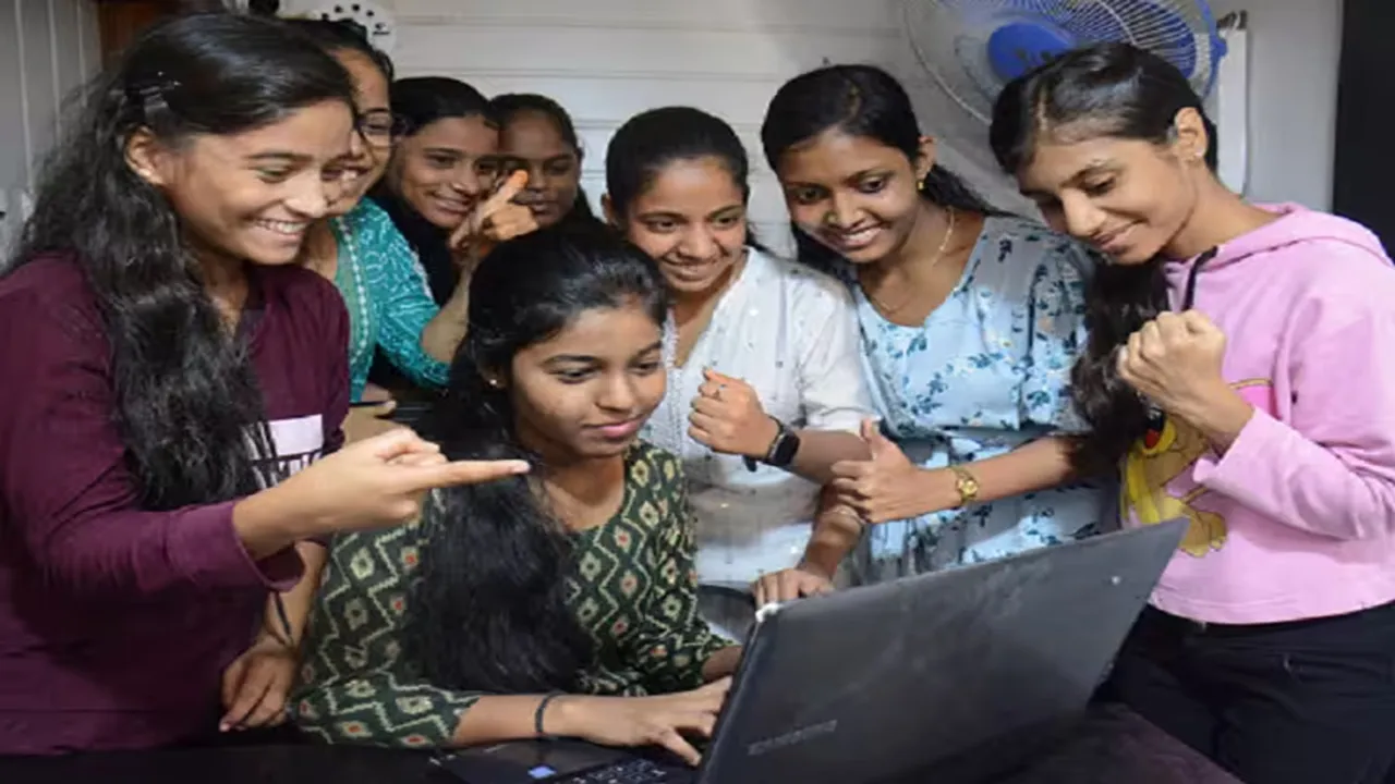WB HS Result 2024, উচ্চমাধ্যমিক পরীক্ষার ফল ২০২৪ কবে কোথায় দেখা যাবে