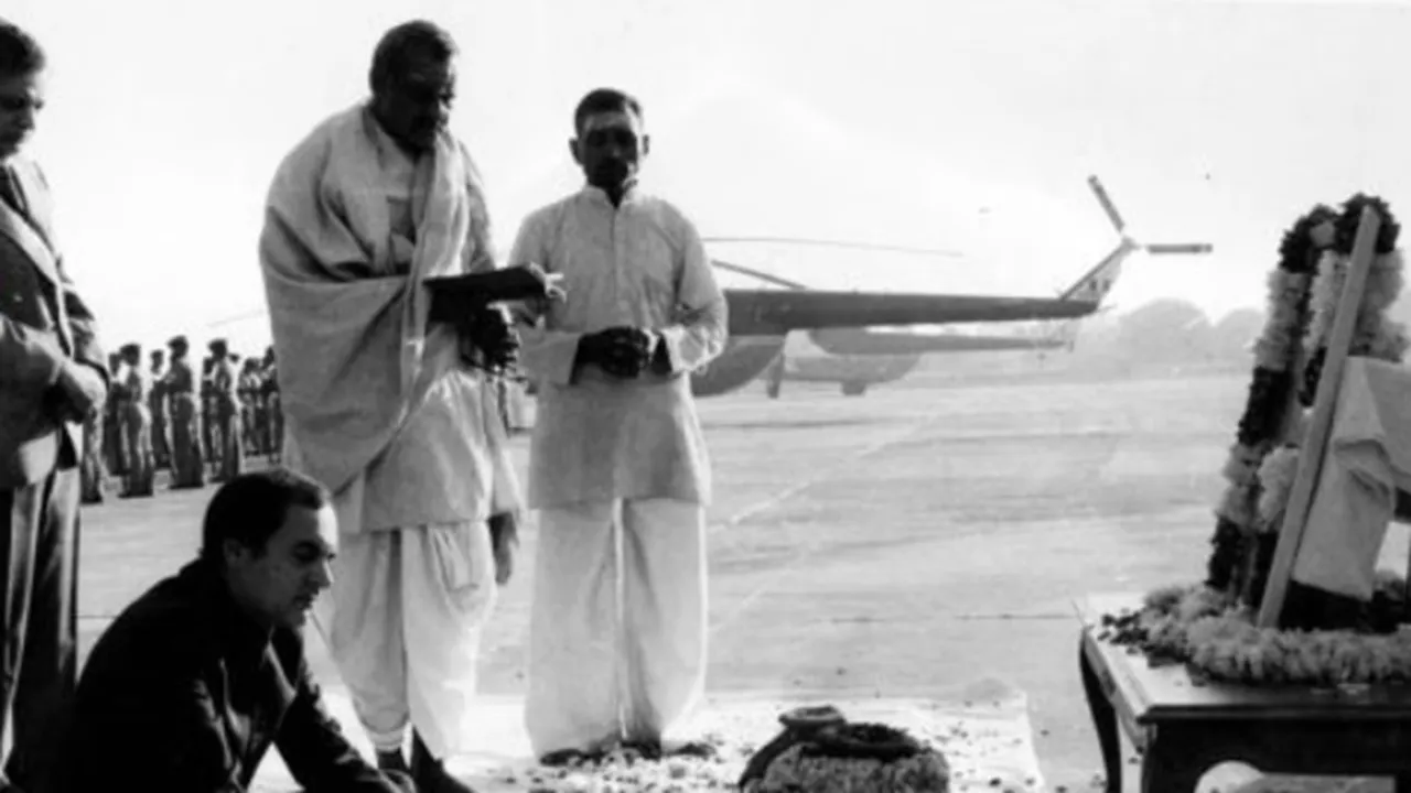 Rajiv Gandhi, Congress, রাজীব গান্ধী, কংগ্রেস