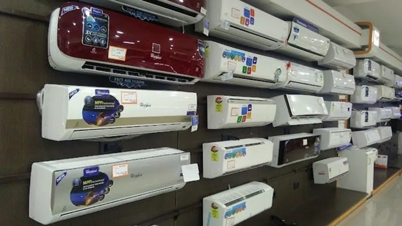 Air Conditioner Buying Tips, Window AC, Split AC, Air conditioner buying tips in india, Split air conditioner buying tips, Window air conditioner buying tips, ac selection calculator, Central air conditioner buying tips, ac buying guide room size, ac buying guide 2024, ac buying guide india