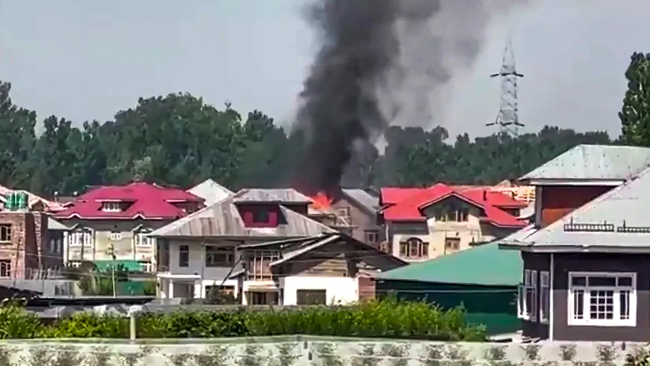 pulwama encounter, jammu kashmir news