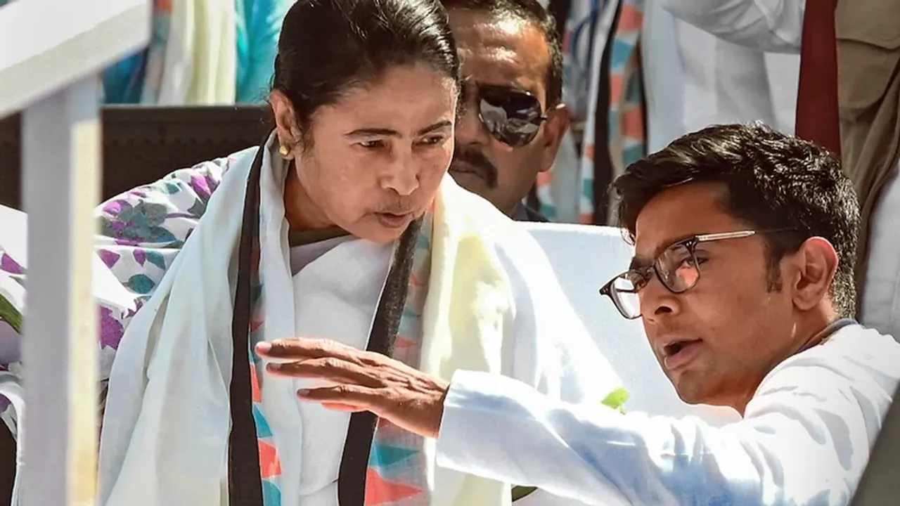 Mamata Banerjee went to Delhi to attend Niti Aayog meeting, মমতা বন্দ্যোপাধ্যায়, দিল্লি, নীতি আয়োগ