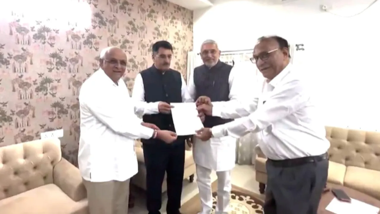 ગુજરાત વિધાનસભાના ઉપાધ્યક્ષ જેઠા ભરવાડે રાજીનામું આપ્યું.