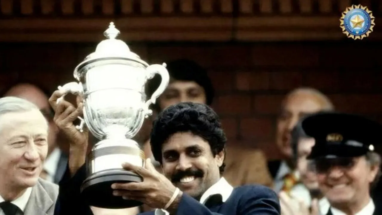 Kapil Dev holding 1983 World Cup trophy at Lords balcony