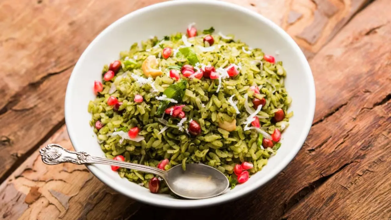 unique style Green Poha Recipe in gujarati