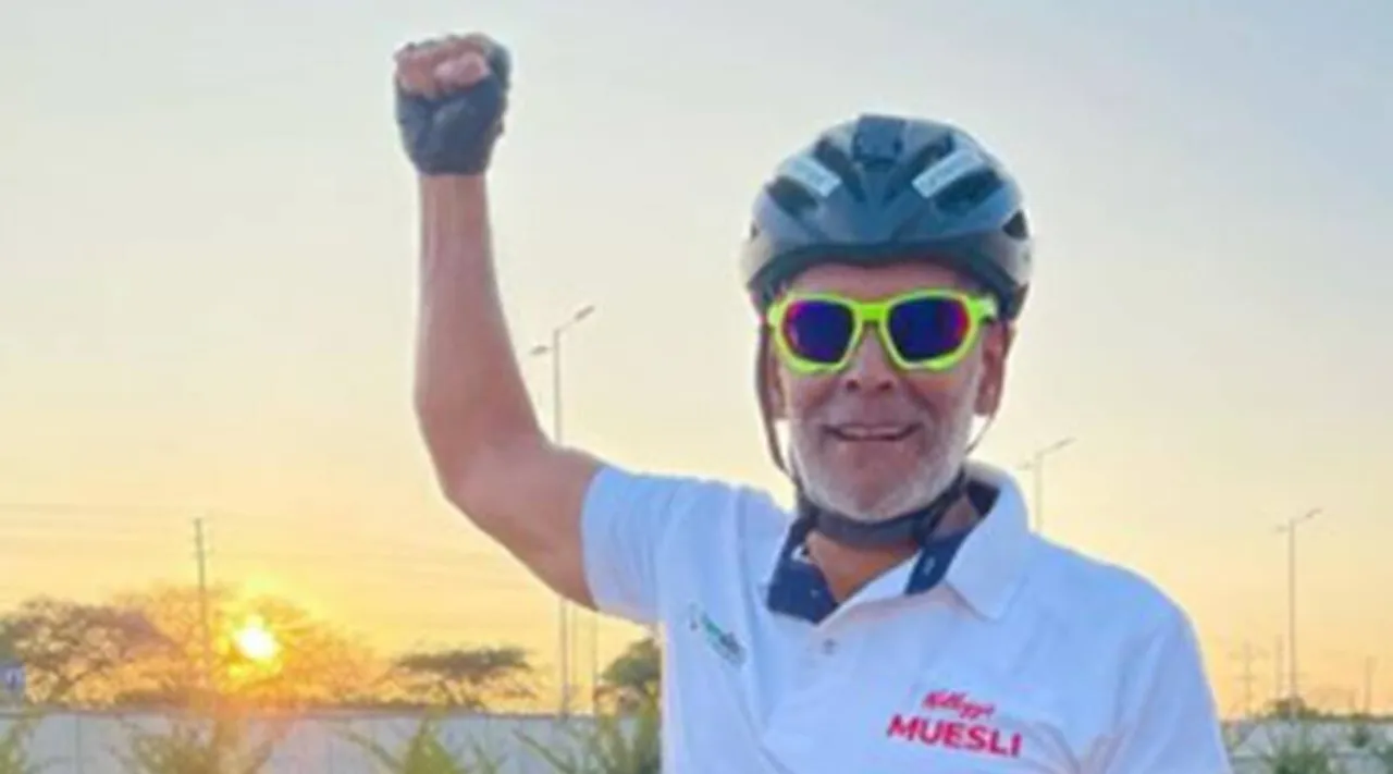 Milind Soman completes Green Ride
