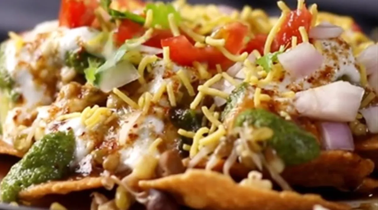 Many people stay away from eating chaats to keep their health and fitness in check