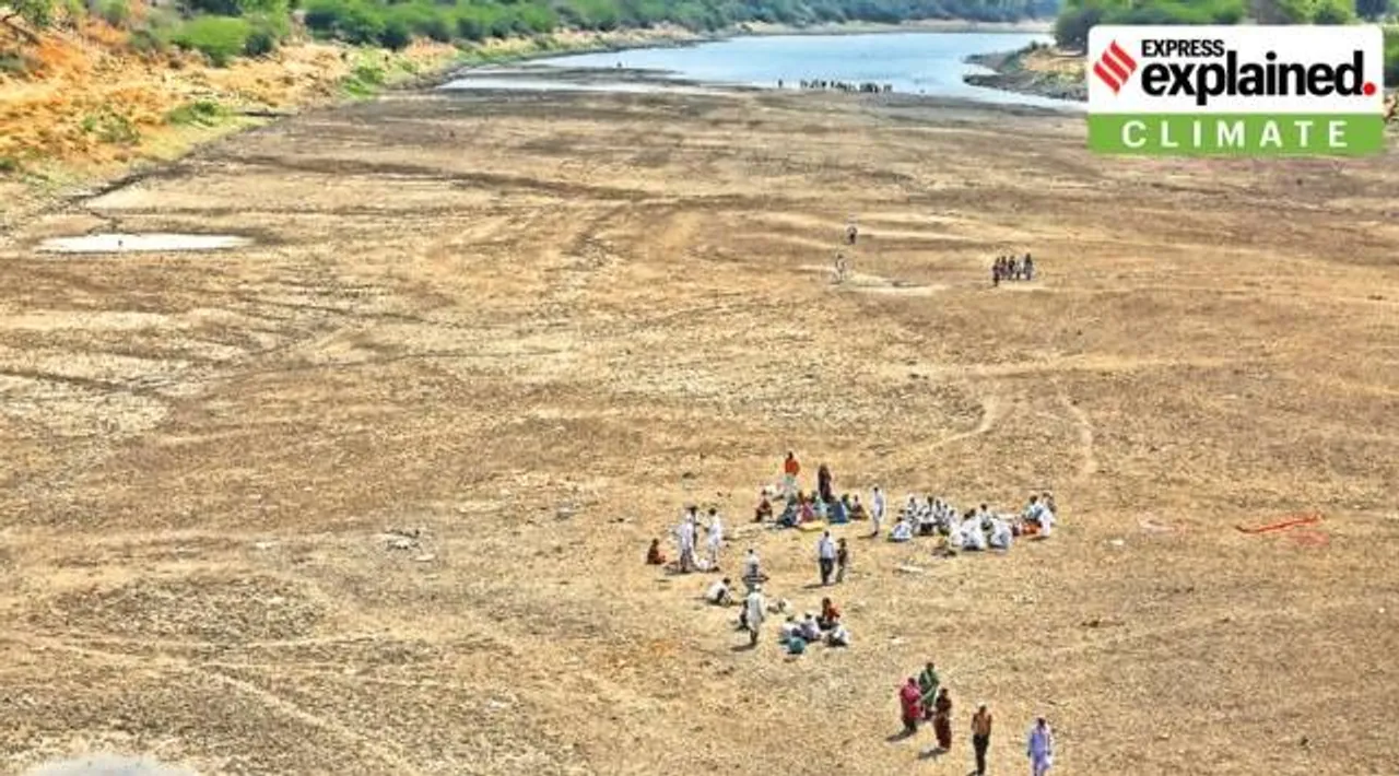 Dry Godavari riverbed in drought-hit Marathwada in 2019. Archive