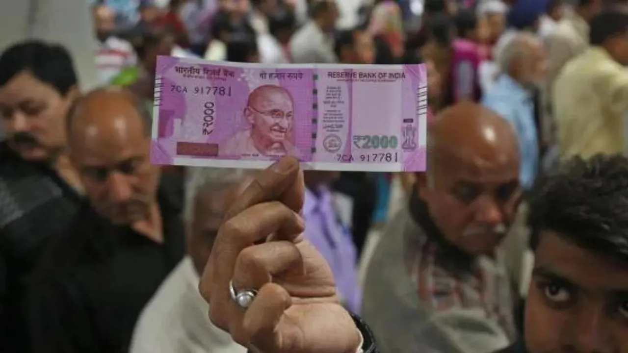 2000 Rupee Note Exchange, RBI on 2000 Rupee note