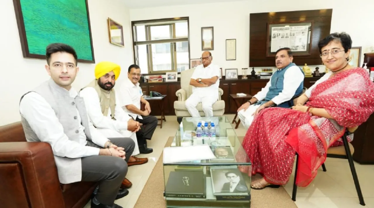 Arvind Kejriwal Sharad Pawar