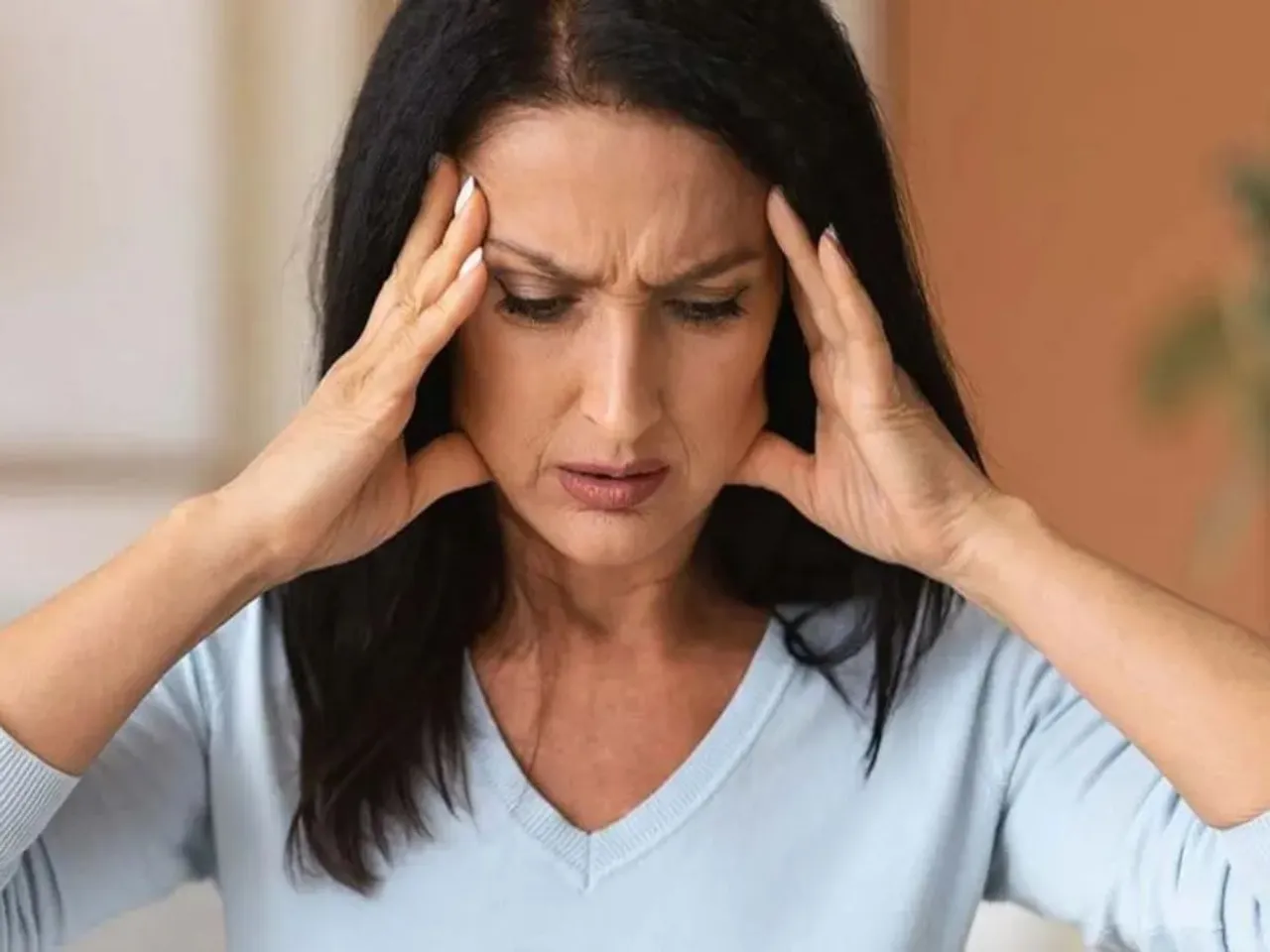 Dehydration can cause migraines. (Pic : FE)