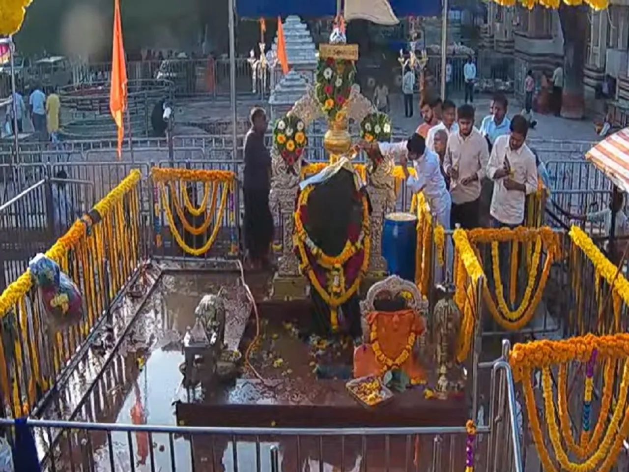 shani jayanti 2023, livedarshan, shanidev live darshan, shinganapur shanidev live darshan