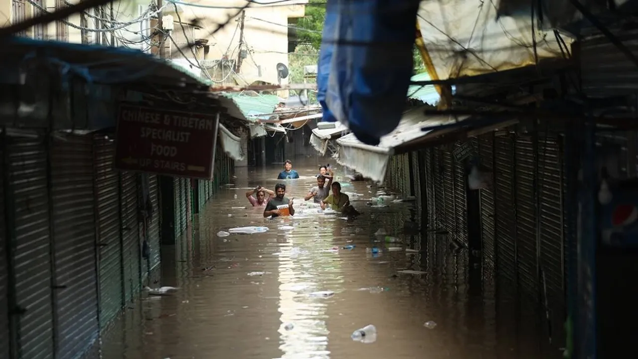 Delhi Floods Live | Yamuna overflows | Delhi Floods