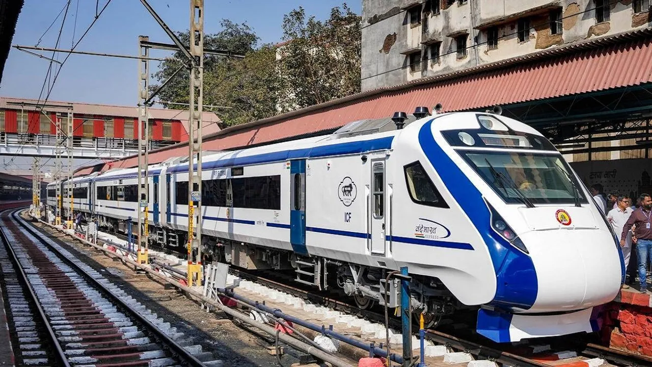 Rapid Rail : દેશમાં પ્રથમ રેપિડ રેલ શરૂ થશે, પીએમ મોદી 20 ઓક્ટોબરે લીલી ઝંડી દેખાડશે; રેપિડ ટ્રેનના રૂટ અને ટિકિટ ભાડુ સહિતની સંપૂર્ણ વિગત