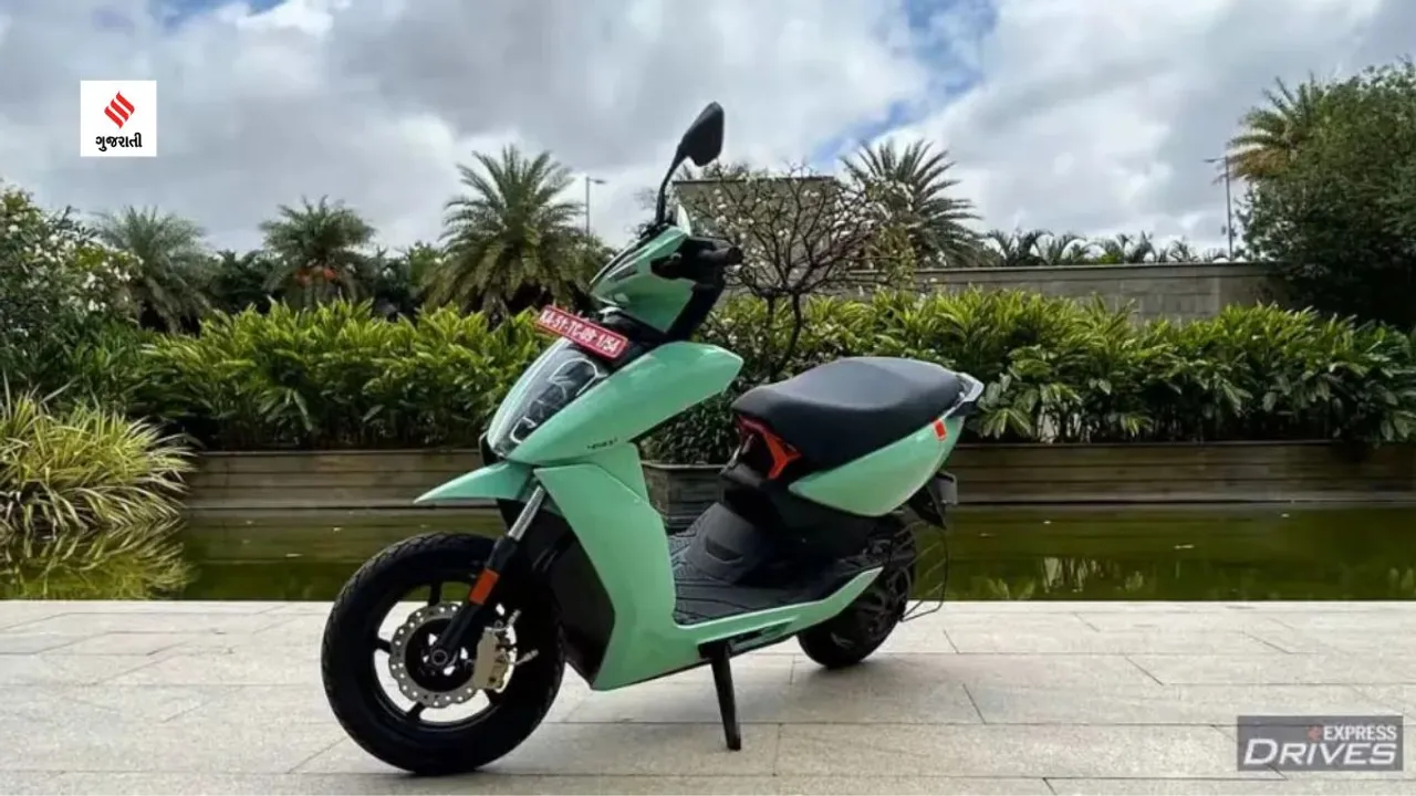 New Ather 450S Launched Ather's latest e-scooter is equipped with a Deep View Display. (Photo Express Drive)