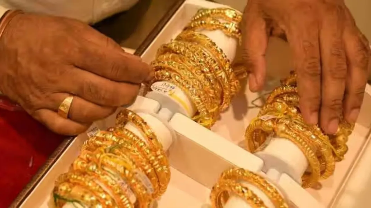 gold | gold price | gold investment | gold rate today | max gold | gold trading tips | gold silver price