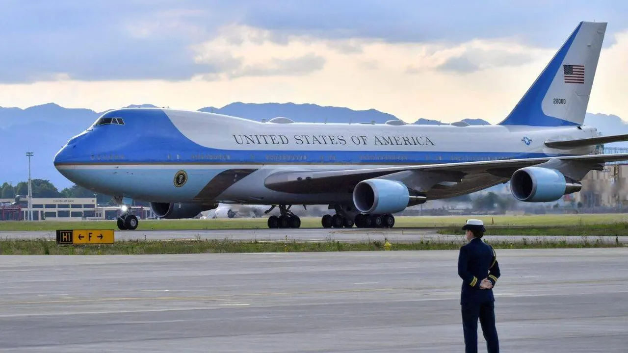 US President Joe Biden Airforce-1 Aircraft | Airforce-1 Aircraft | Airforce-1 Aircraft Pentagon | G20 Summit | Joe Biden