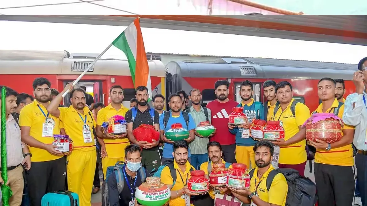 amrit kalash yatra | Meri Maati Mera Desh