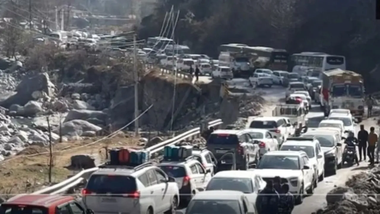 himachal pradesh traffic | New Year Celebration