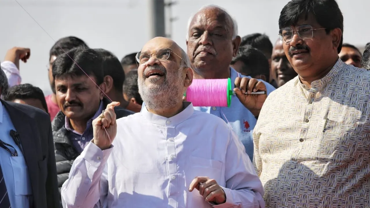 Amit shah, gujarat visit, makar sankranti