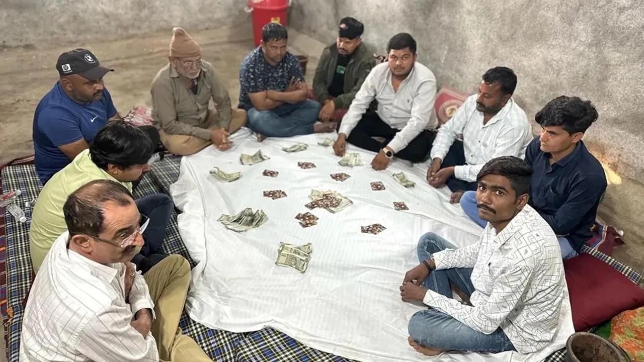 Jugardham gambling Raid Rajkot Manekvada