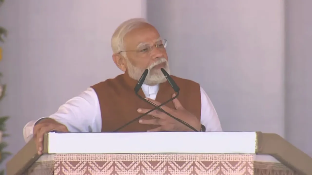 PM Narendra Modi, Varanasi, PM Narendra Modi in Varanasi