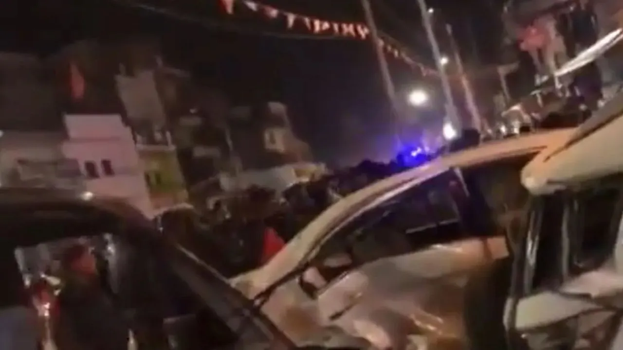 vehicle in CM Yogi convoy overturned