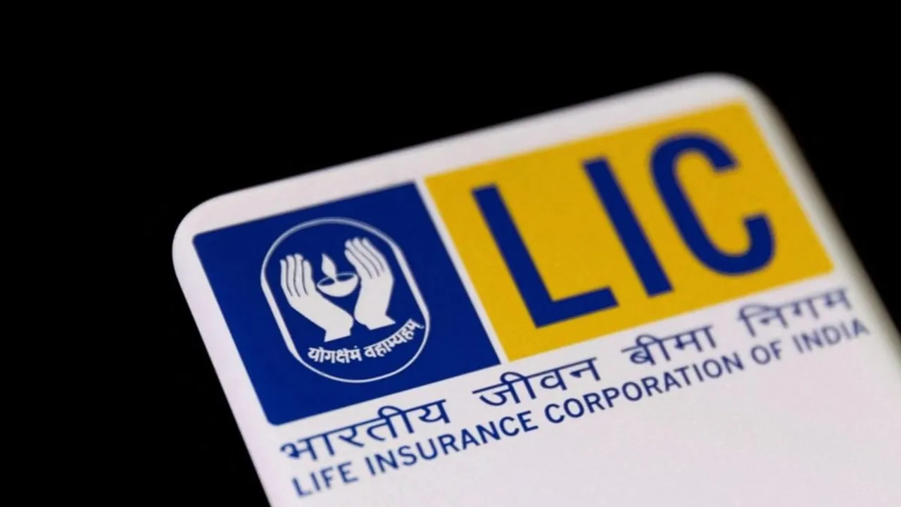 LIC, income tax, LIC refund, big boost to lic