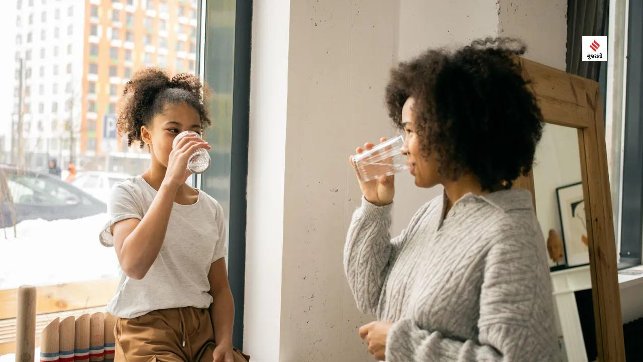 why should you wait 30 minutes to drink water after eating health tips gujarati news