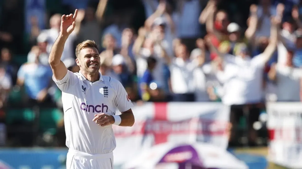 james anderson 700 wickets in india vs England test