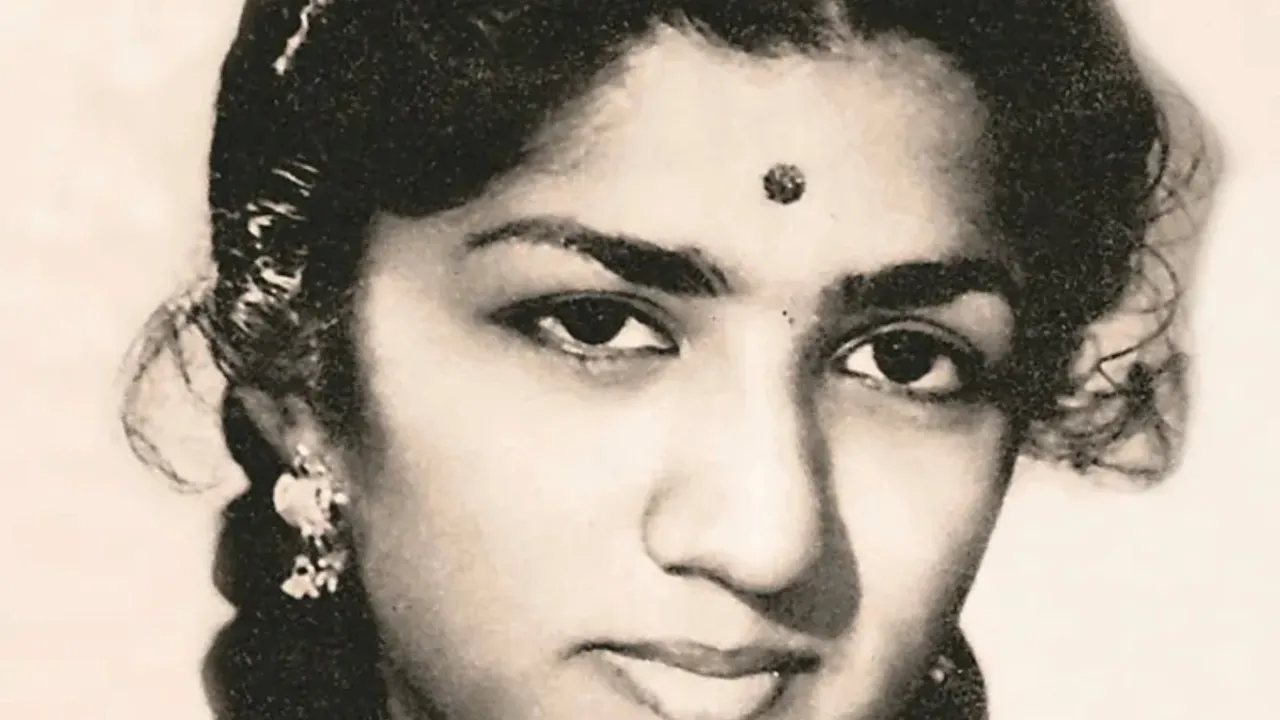 Lata Mangeshkar | Lata Mangeshkar lata mangeshkar offered reject 1 million dollar sing in wedding | lata Mangeshkar Song | lata Mangeshkar News
