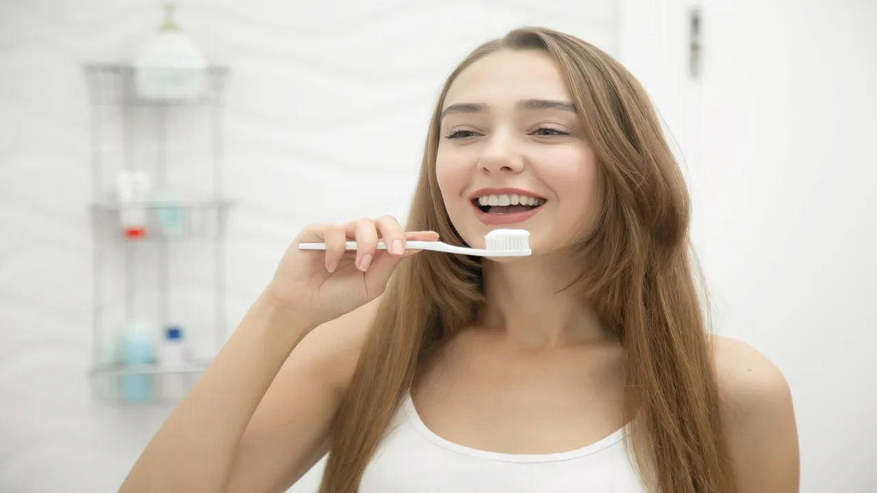toothbrush | toothbrush tips | oral health tips | health tips