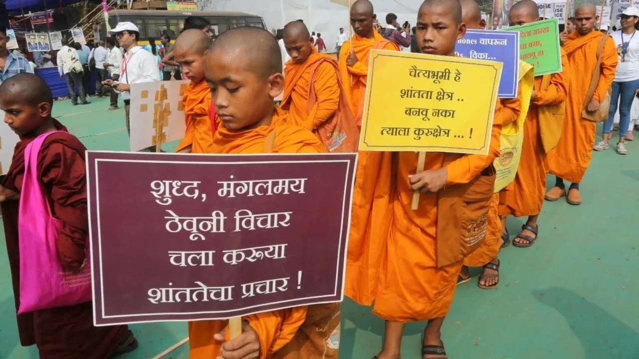 Conversion Hindu to Buddhism Gujarat
