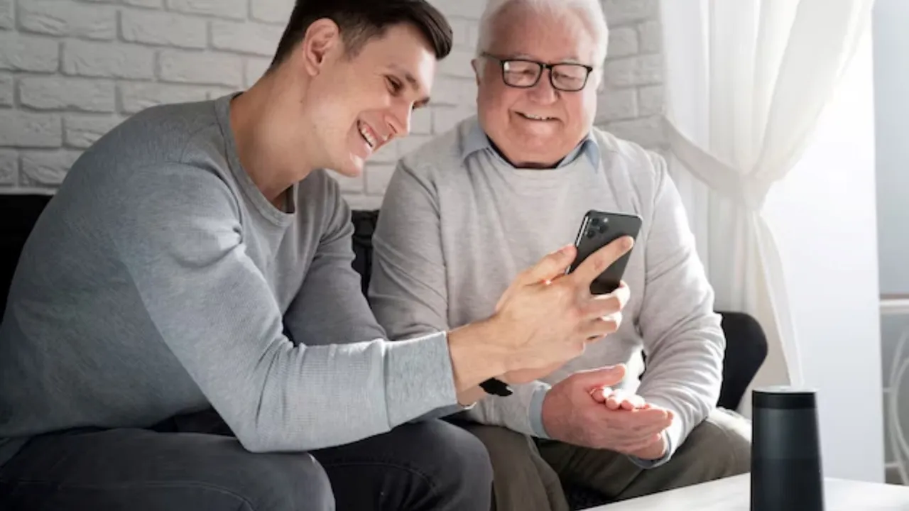 senior citizens friendly tips and tricks for using smartphone