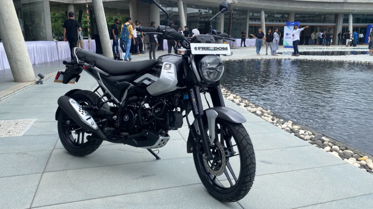 Bajaj Freedom 125 CNG bike, Bajaj CNG bike