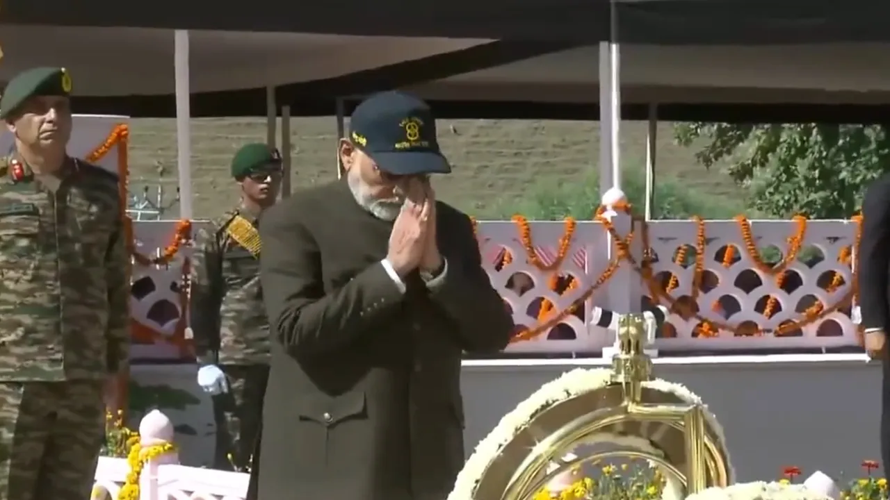 Kargil vijay diwas PM Narendra Modi will visit Kargil