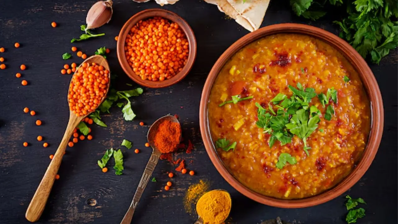Cooked Dal With Lemon Juice
