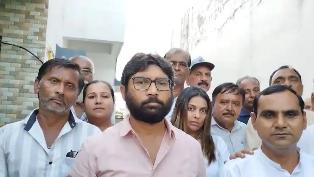Jignesh Mevani, IPS Rajkumar Pandian, Gandhinagar,