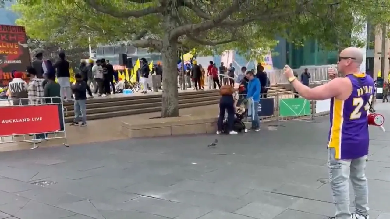 Man confronts Khalistan supporters New Zealand,
