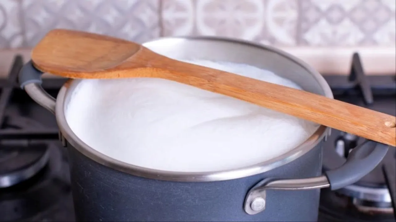 Milk, which vessel is good for boiling milk,