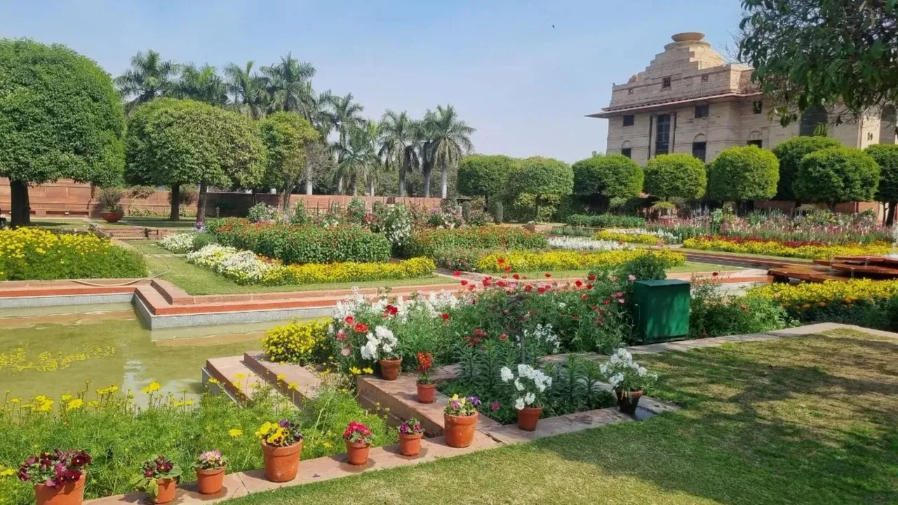 Rashtrapati Bhavan Amrit Udyan, Rashtrapati Bhavan, Amrit Udyan