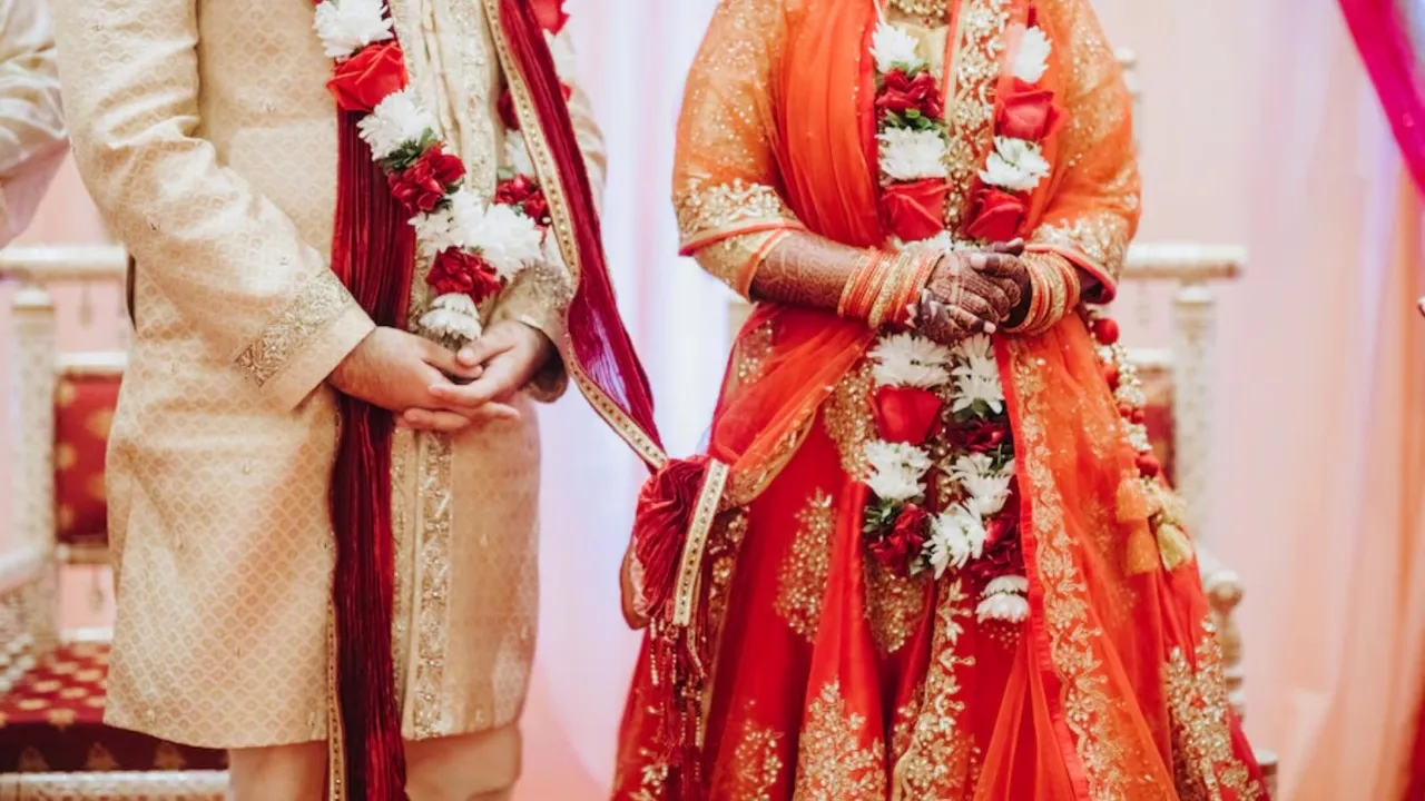 Gujarat Police, Dalit lawyer's wedding, policemen attended the wedding,