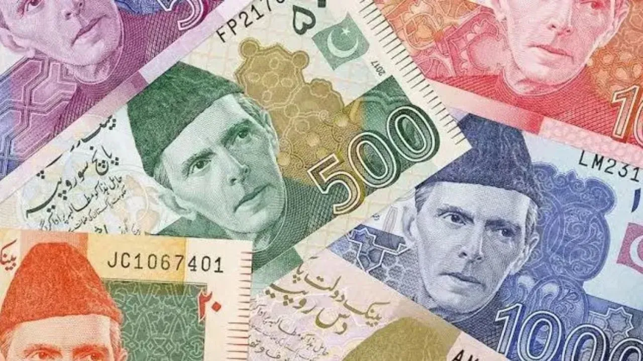 Pakistani currency notes, Foreign currency discovery in Pune