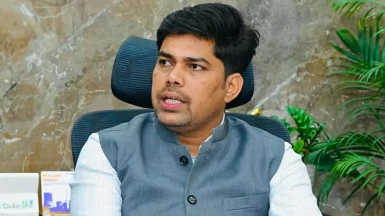 IAS Success Story, Ramesh Gholap IAS,