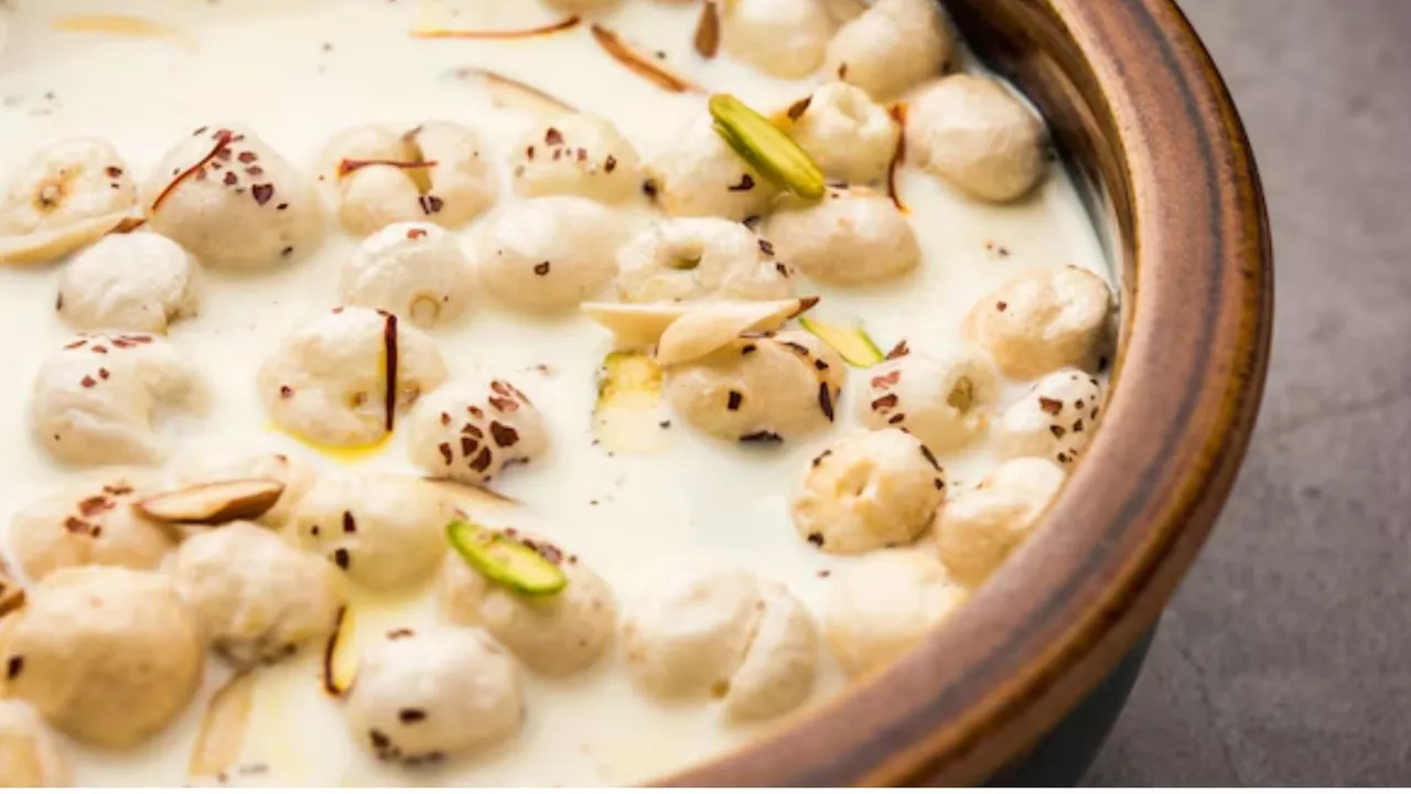 benefits of eating makhana with milk