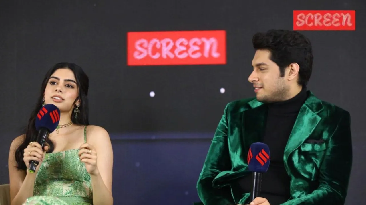 juanid khan in screen live, khushi kapoor in screen live,