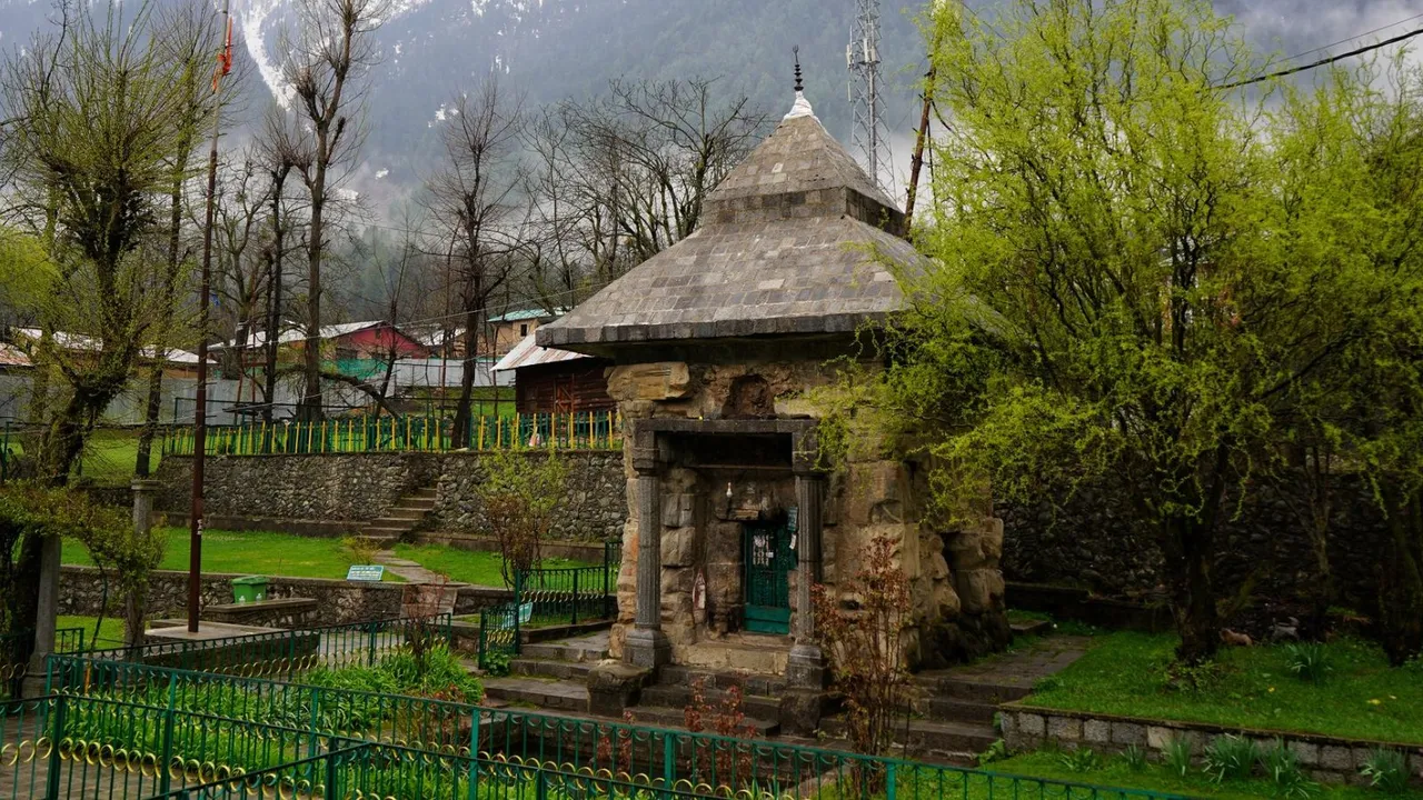 Mamaleshwar Temple in Pahalgam | Mamaleshwar Temple history | famous tourist places in Pahalgam | famous temple in jammu Kashmir