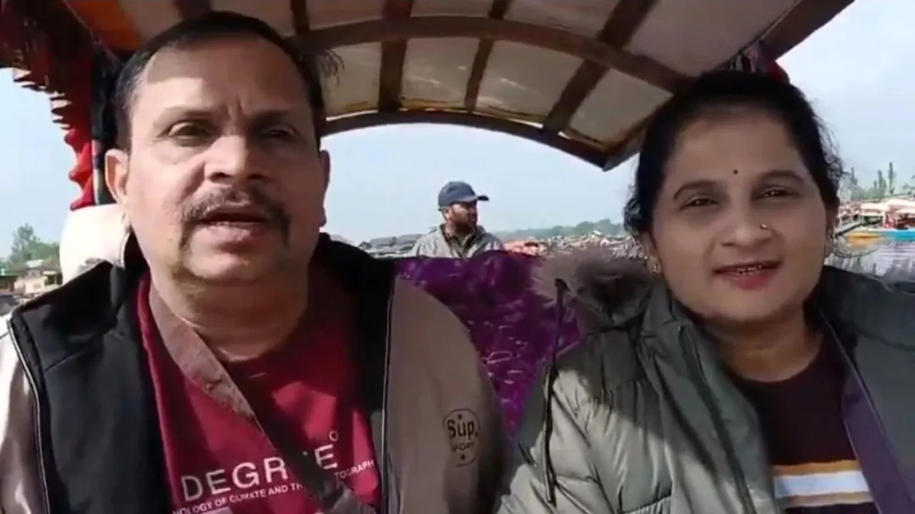 terrorists attack tourists, terrorists attack