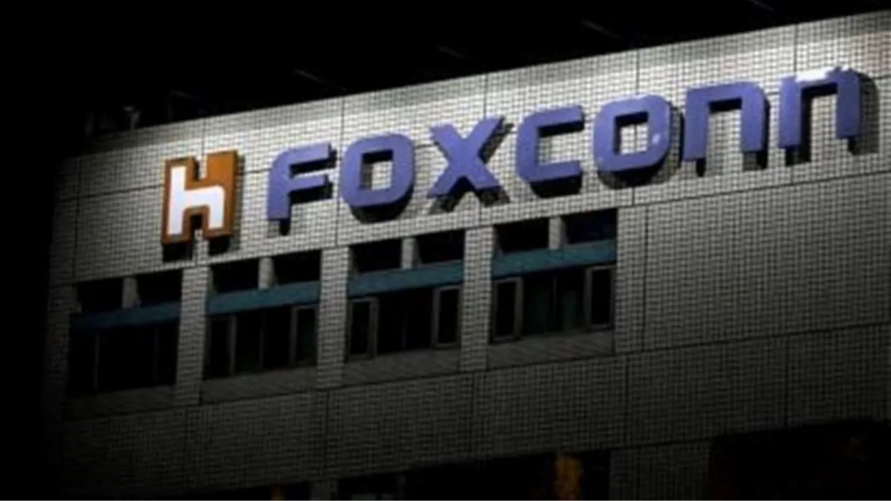 Apple India Expand | Foxconn Plant Supply Chain | iPhone India