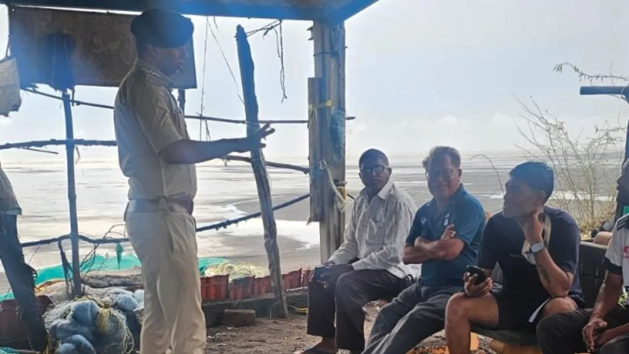 Valsad Police, Valsad News, India Pakistan Tension